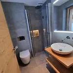 Riverside 2nd Floor South Appartamento Saas-Fee