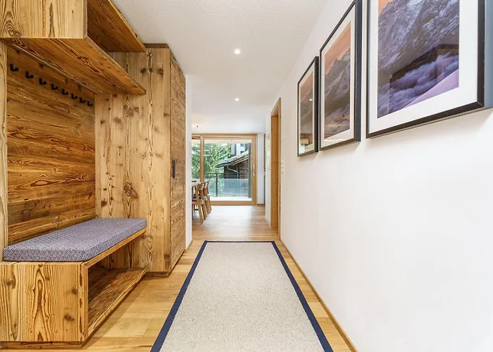 Riverside 2nd Floor South *