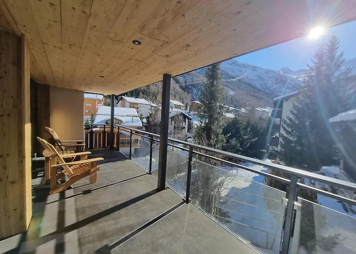 Riverside 2nd Floor South