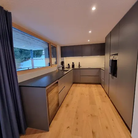 Riverside 2nd Floor South Daire Saas Fee