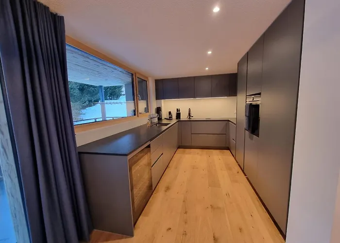 Riverside 2nd Floor South Daire Saas Fee