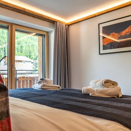 Riverside 2nd Floor South Apartman